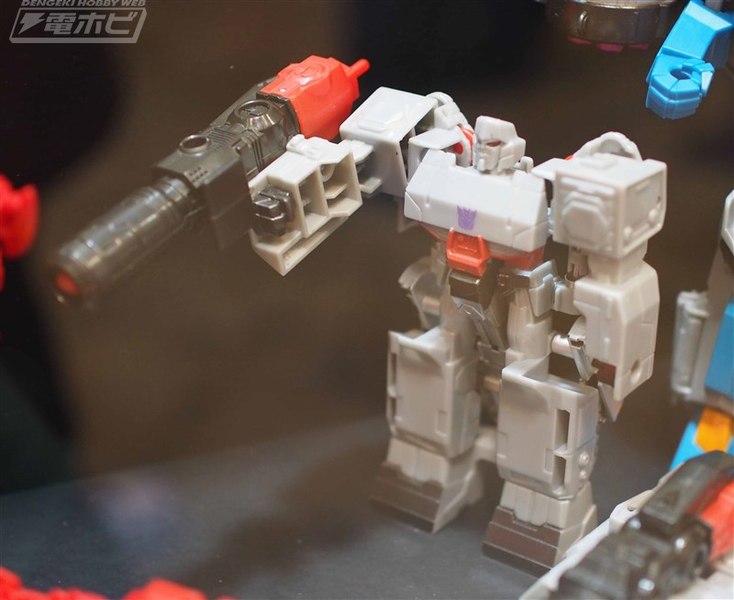 Wonderfest 2019 Summer   TakaraTomy Transformers Booth Display Photos 22 (22 of 50)