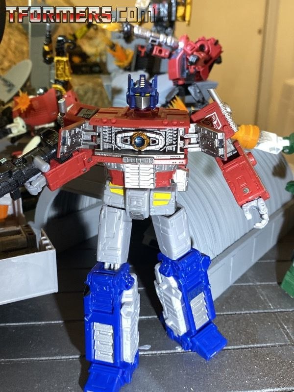 Nycc 2019 Transformers Earthrise  (4 of 85)
