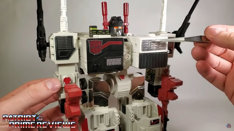 G1 Metroplex with Toyhax Upgrade by Patriot Prime Reviews