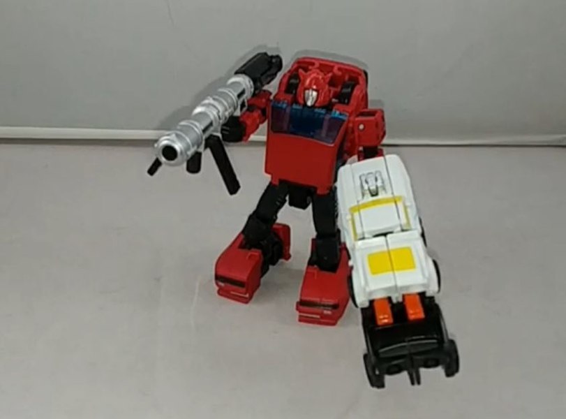 transformers earthrise cliffjumper upgrade kit