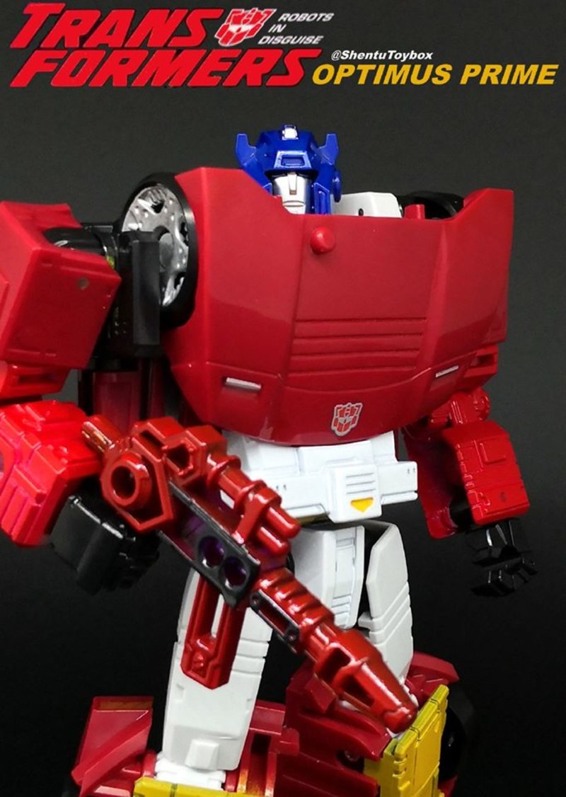 ShentuToybox's G2 Optimus Prime Custom From SIEGE Sideswipe is Just PRIME!