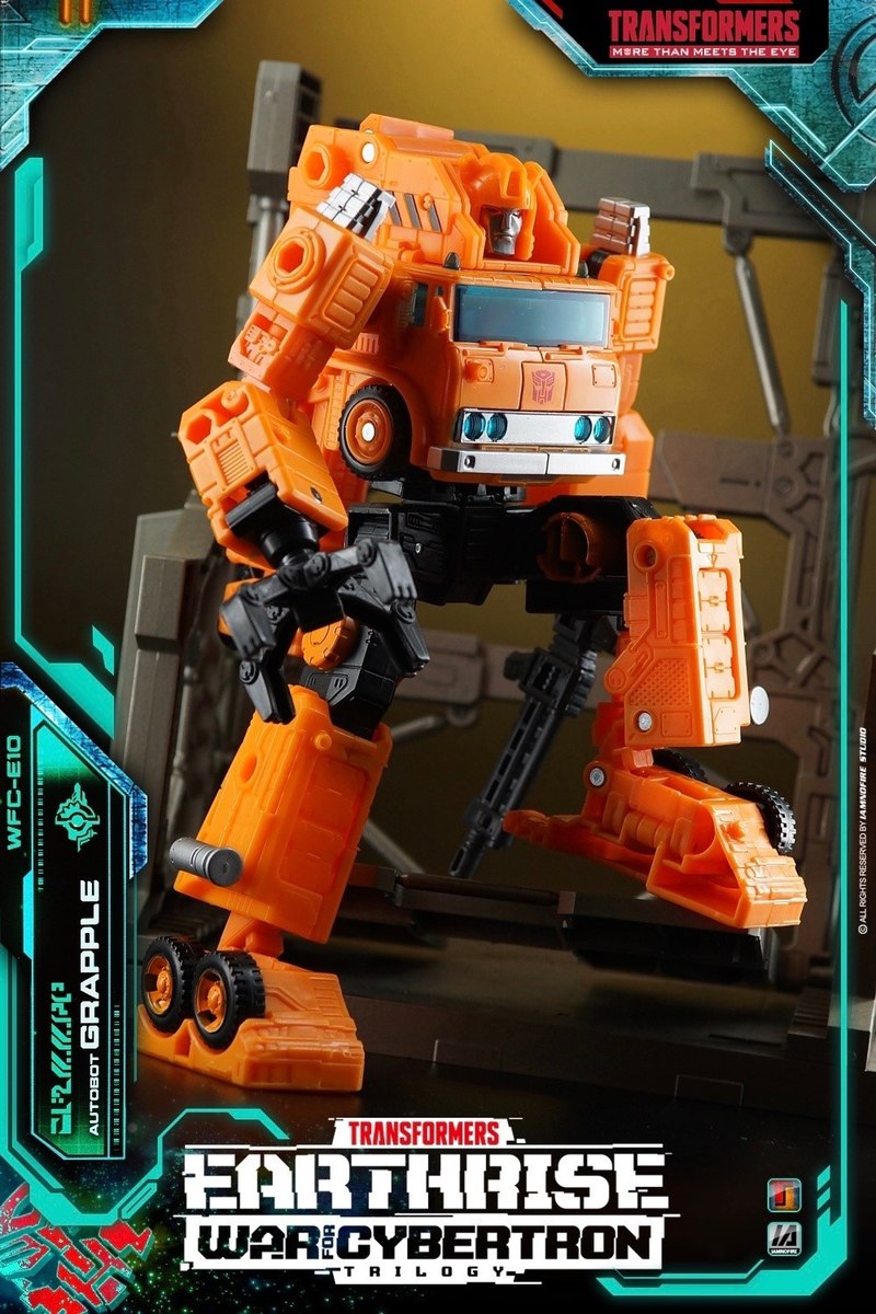 Earthrise%20Grapple%20Hi-Res%20Toy%20Pho