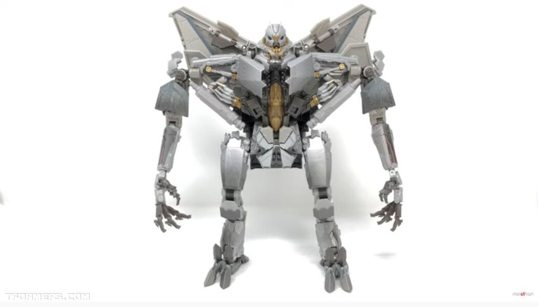 Movie Masterpiece MPM 10 Starscream In Hand Review And Images  (4 of 13)