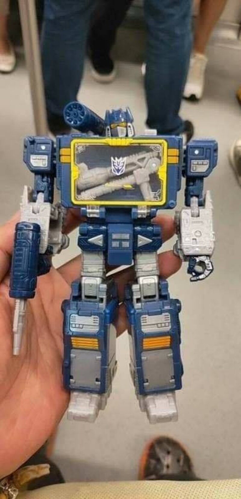 transformers earthrise voyager