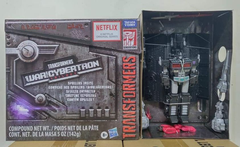 Netflix%20x%20Transformers%20Leader%20Ne