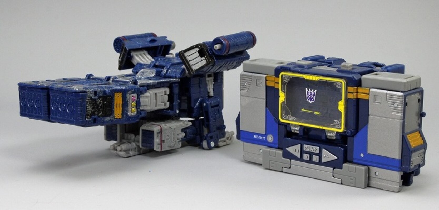 siege netflix soundwave