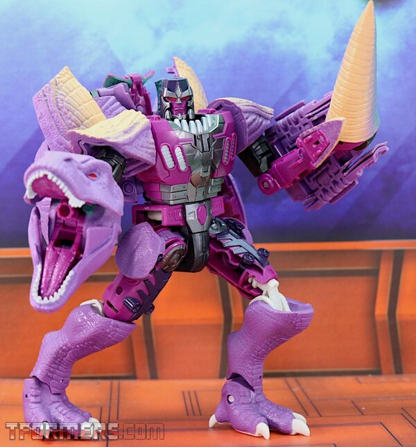 Transformers%20Kingdom%20Wave%201%20Mega
