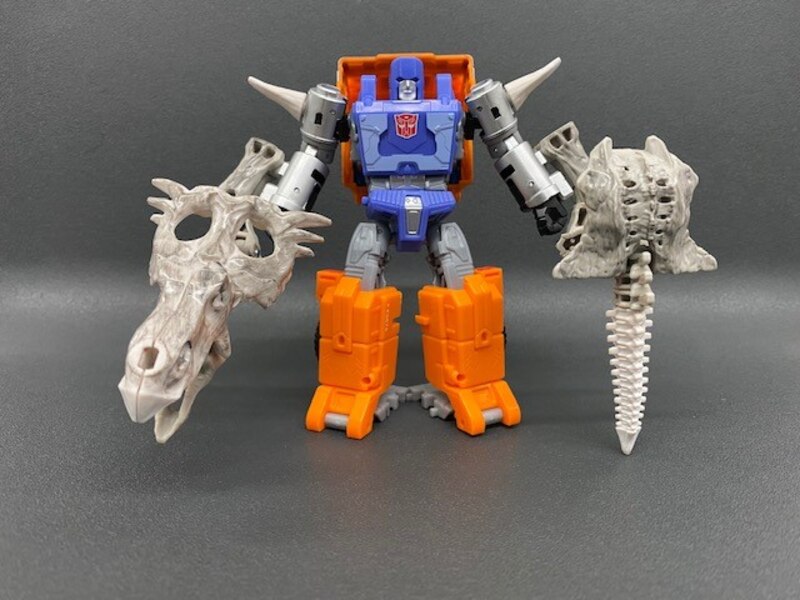 Takara Transformers Kingdom More Official In-Hand Images of Ractonite & Huffer