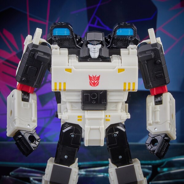 F2912_PROD_TRA_GEN_MEGATRON_0009_Online_
