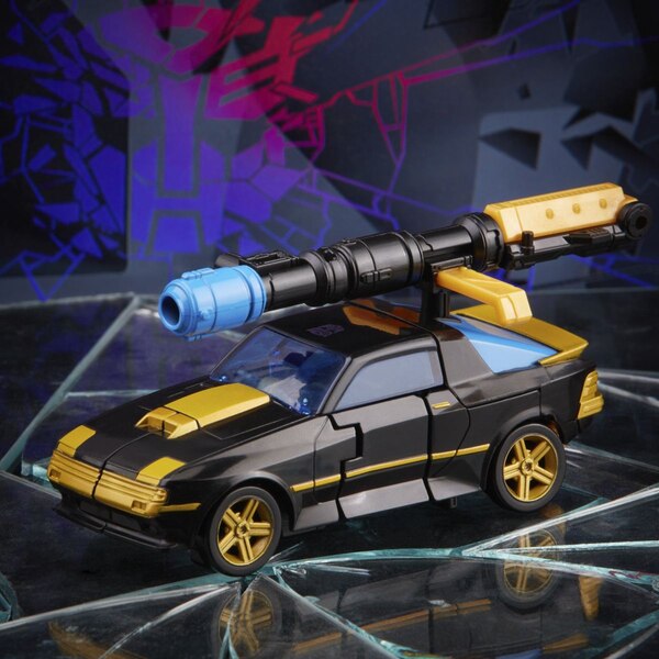 Shattered Glass Collection Autobot Goldbug (15a) (5 of 15)