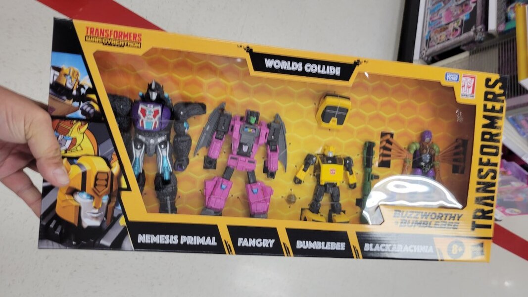 Buzzworthy Bumblebee World's Collide Pack Spotted in South Carolina, USA