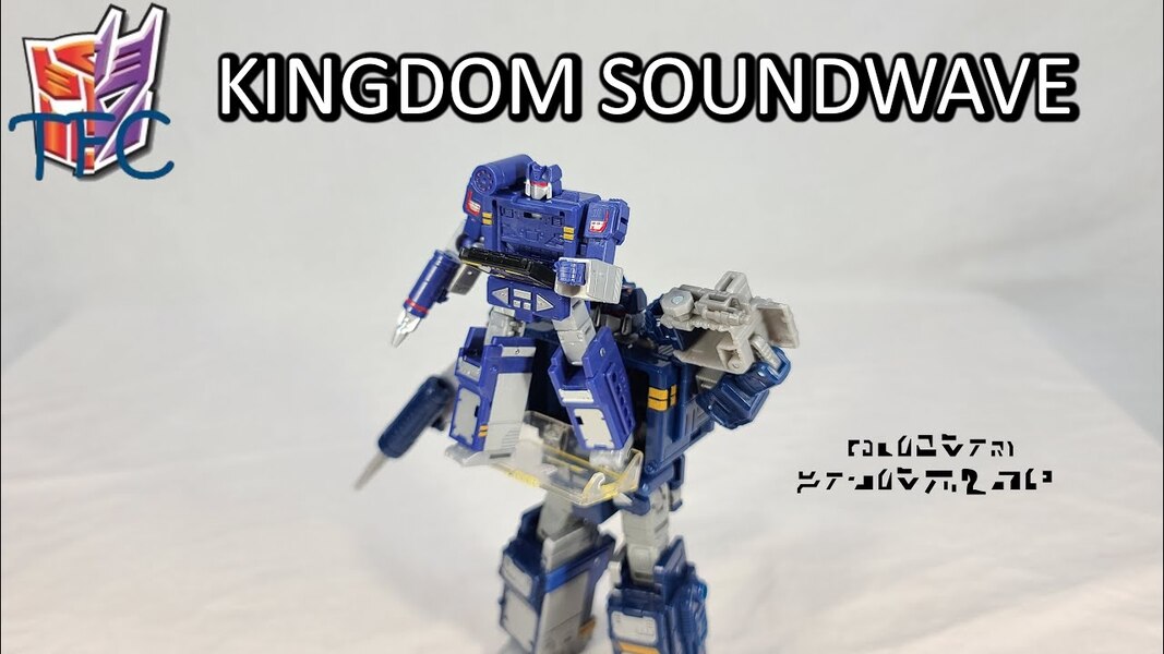 TF Collector Kingdom Soundwave Review!