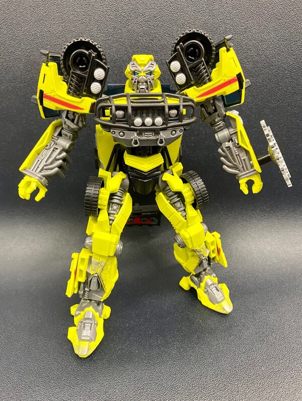 Takara Transformers Premium Finish SS-04 Ratchet In-Hand Images