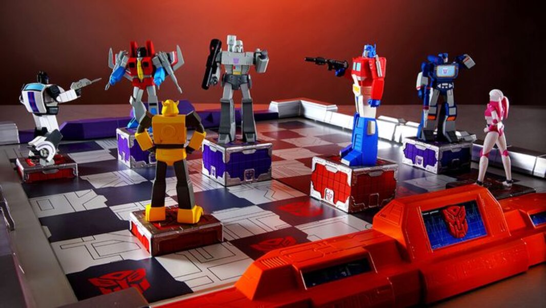 Transformers G1 Chess Set as Hero Collector Official Details