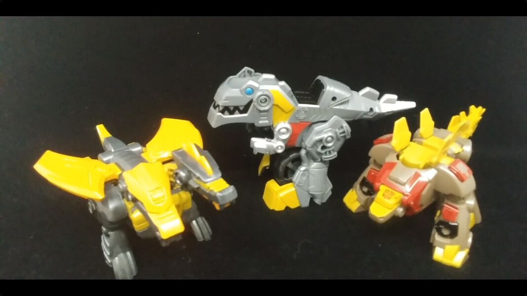 Chuck's Reviews Transformers Rescue Bots Dinobot Adventures Dinobot Squad