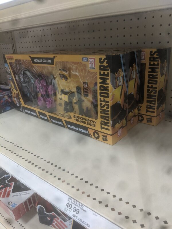 NEW Buzzworthy Origins Bumblebee and Worlds Collide 4pk Sighted in South Carolina