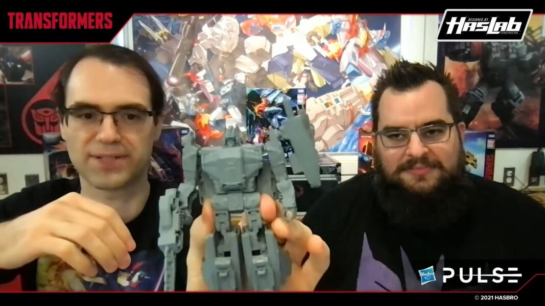 Transformers HasLab Victory Saber In Hand  (83 of 109)