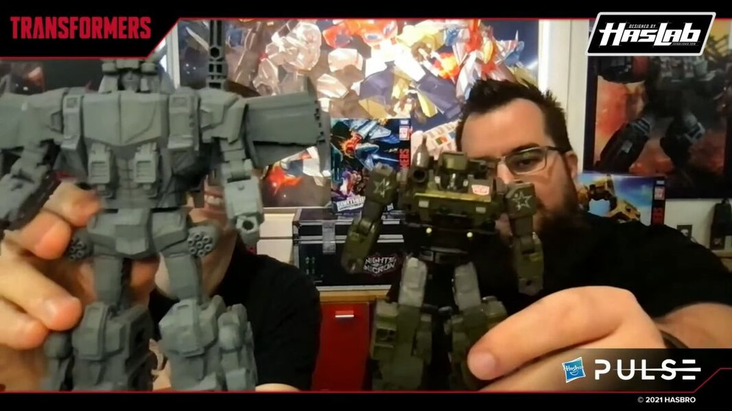 Transformers HasLab Victory Saber In Hand  (95 of 109)