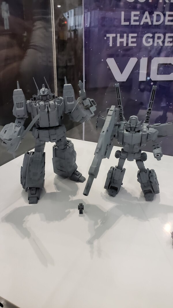  FAN EXPO Boston 2021 New HasLab Victory Saber On Display Images