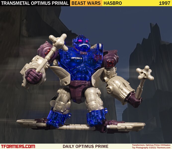 Daily Prime - Beast Wars TransMetal Optimus Primal Takes Flight