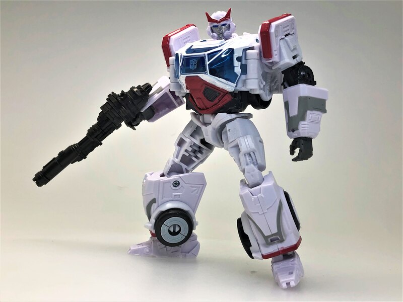Takara%20Studio%20Series%20Soundwave,%20