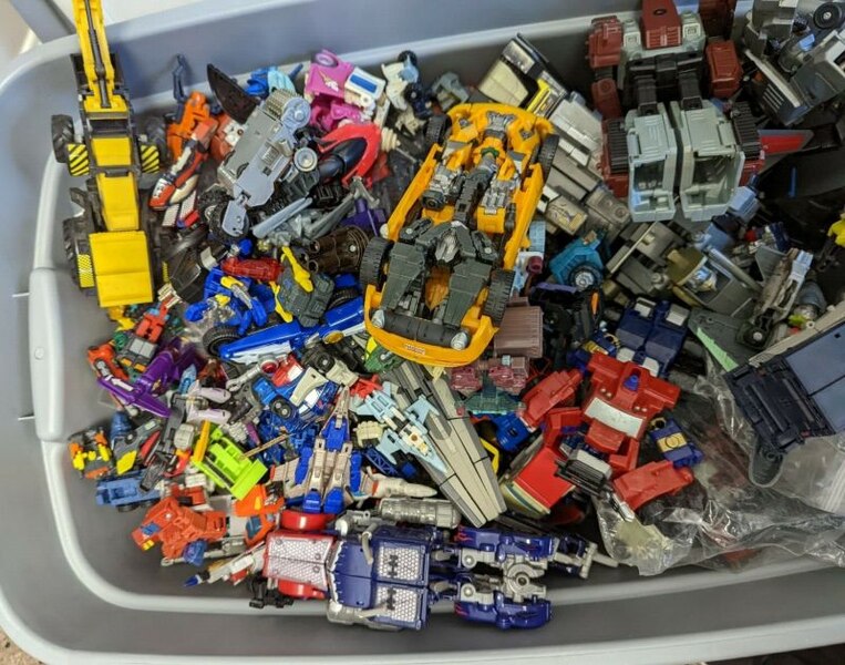 Selling transformers sales toys