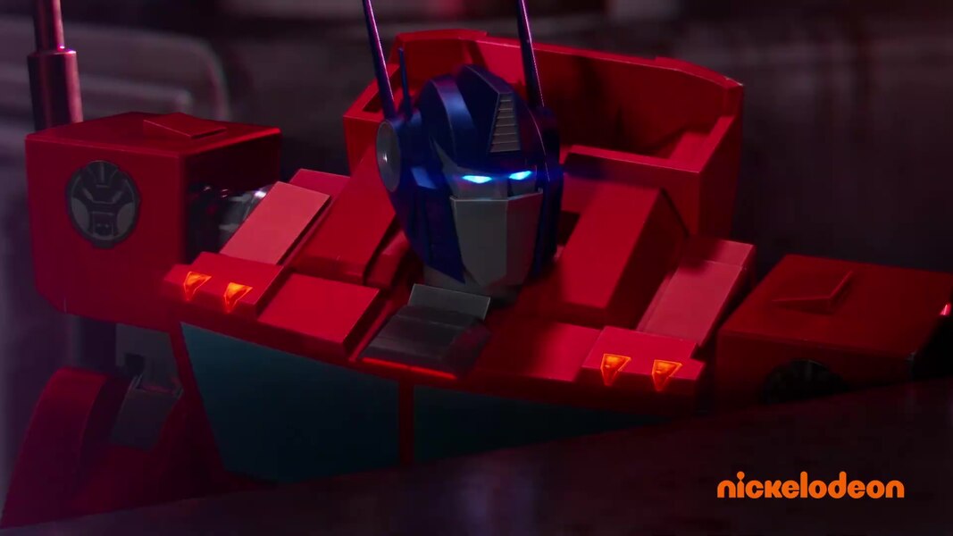 Transformers EarthSpark Title Announcement First Look Video New Reveals   Bumblebee Image  (28 of 33)