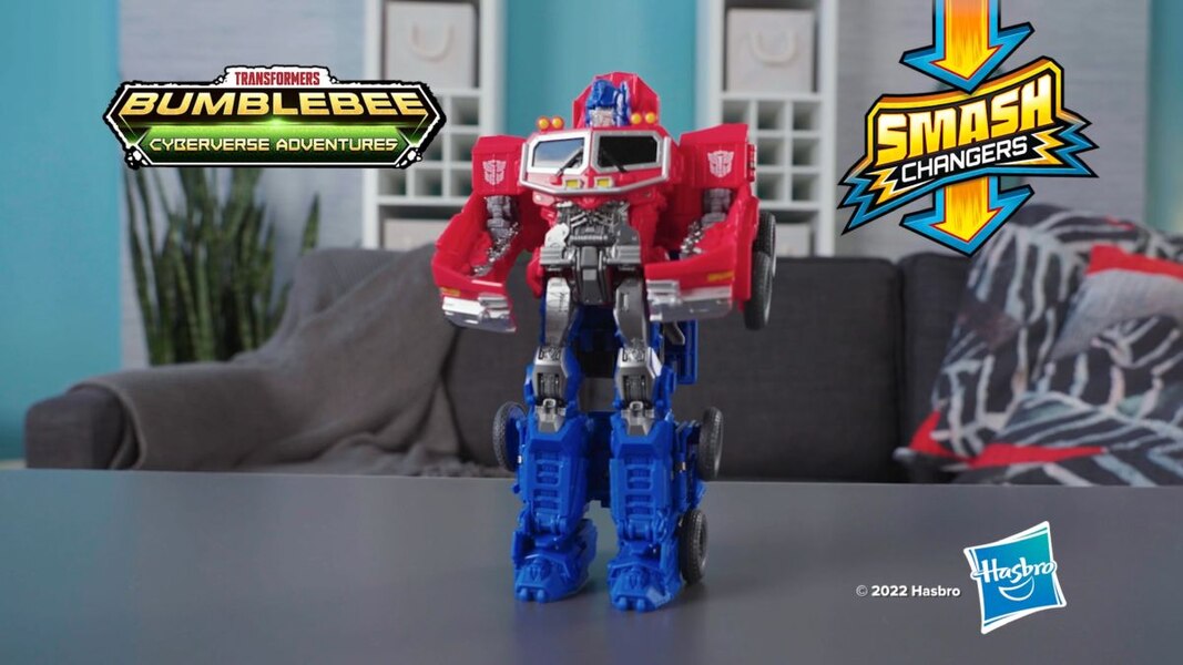 Transformers Cyberverse Smash Changers Optimus Prime Revealed - First ROTB Release!?