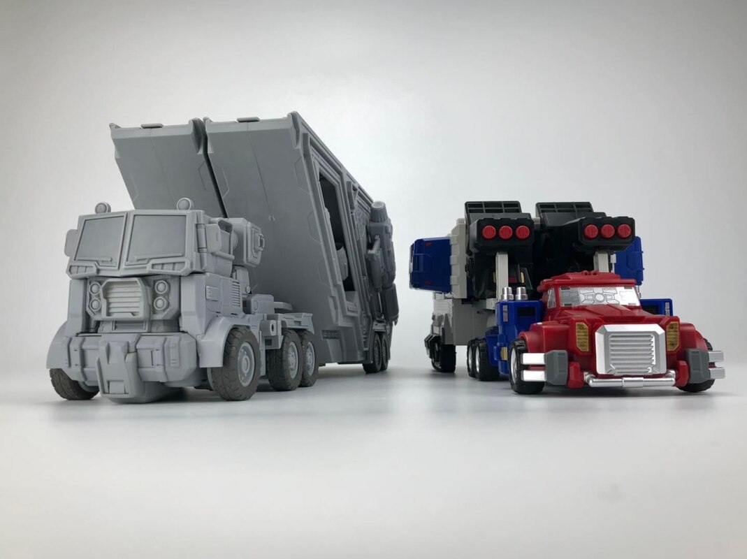 Fans Hobby Mb 18 Energon Optimus Prime New Robot Trailer Base Images