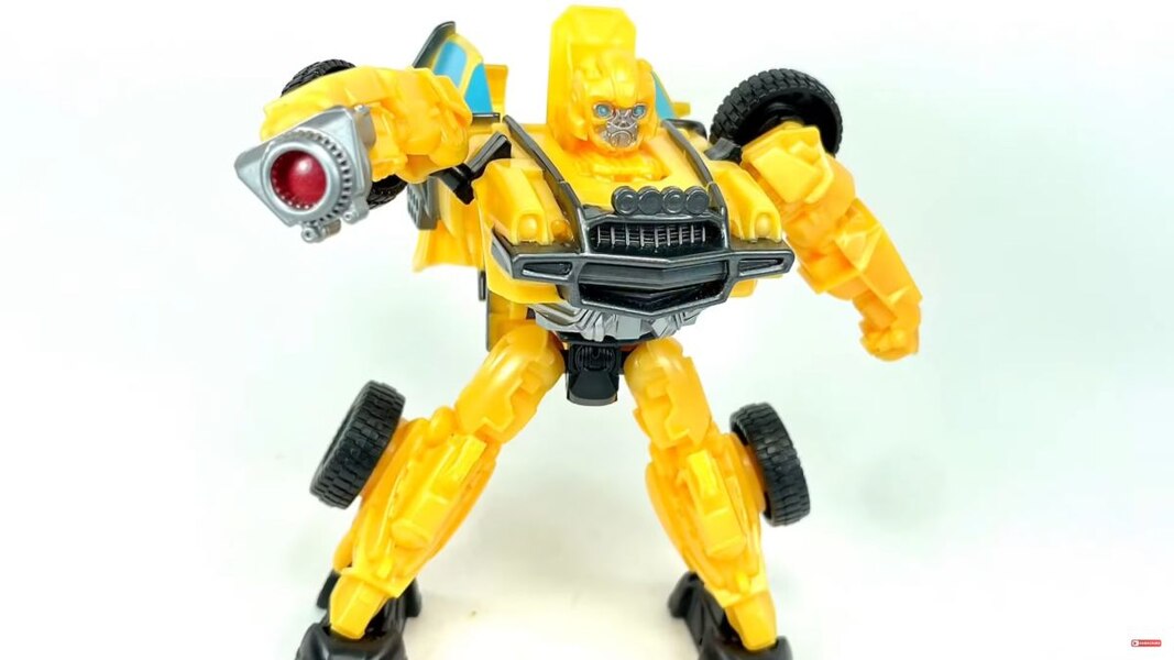 Transformers Rise Of The Beasts Offroad Bumblebee In Hand Image  (3 of 35)