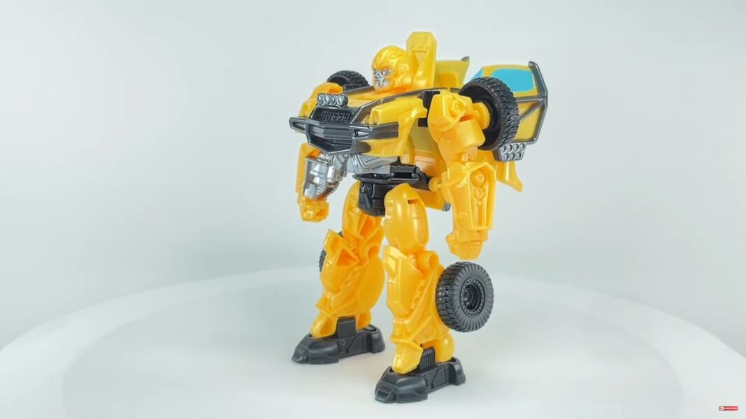Transformers Rise Of The Beasts Offroad Bumblebee In Hand Image  (15 of 35)