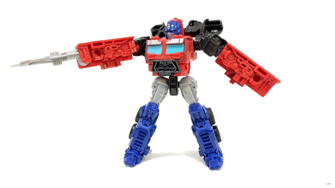 Transformers Rise Of The Beasts Optimus Prime In Hand Image  (12 of 17)