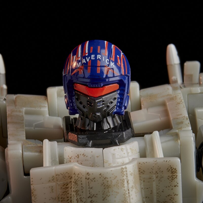 Top Gun Day Transformers x Top Gun Mash-Up Maverick Robot Reissue Announced!