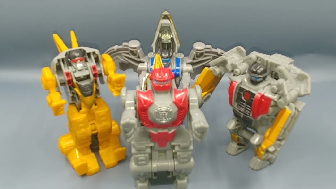  Chuck's Reviews Transformers Rescue Bots Dinobot Adventures G1 Dinobots