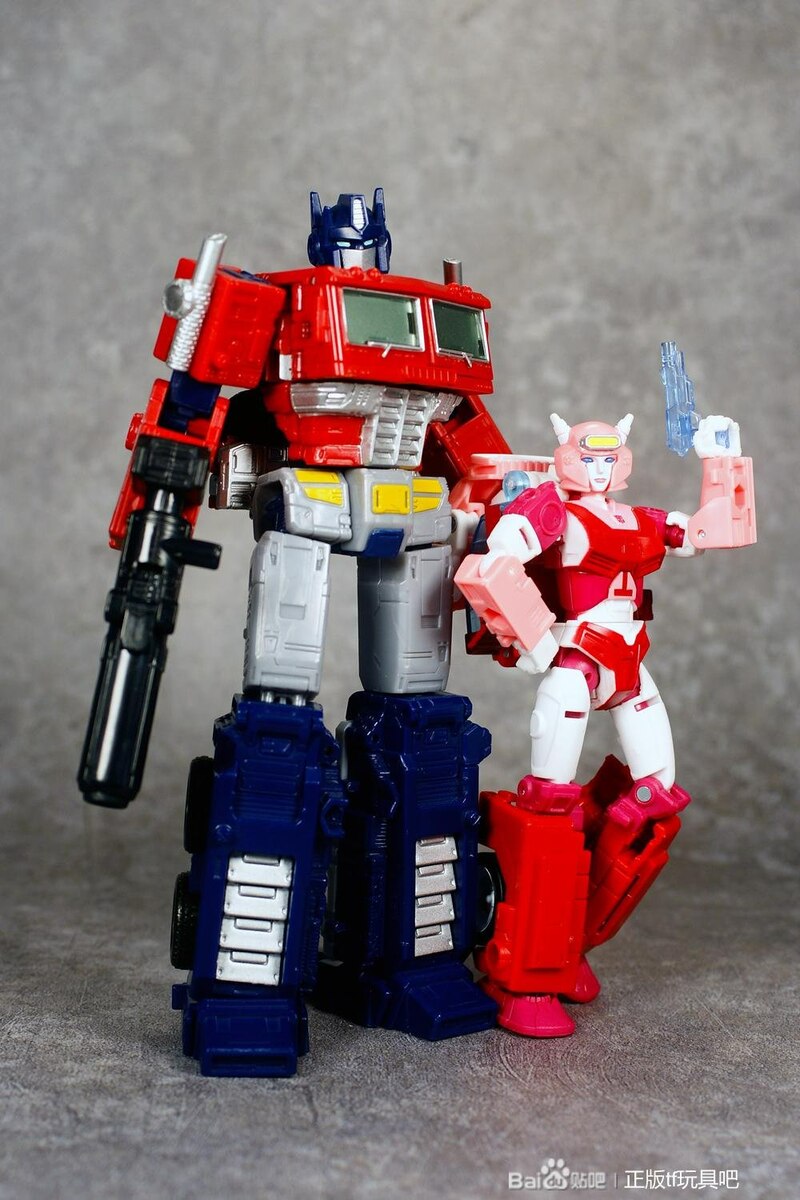 Transformers Legacy Elita-1 Compared with POTP, WFC, More!