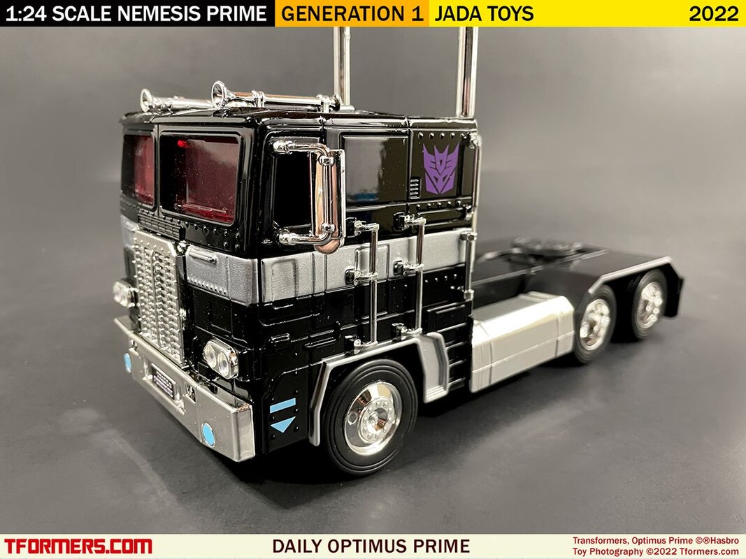 Jada Toys Transformers Decepticon Nemesis Prime Big Rig Diecast Vehicle  1:24 Scale