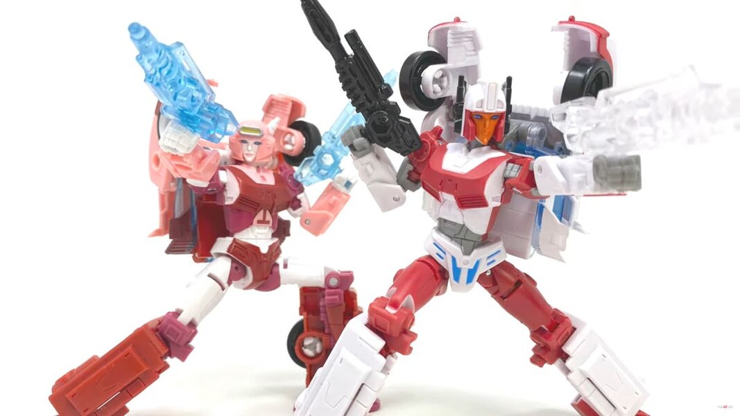 Transformers Legacy Minerva In-Hand Images - Elita-1 Compared!