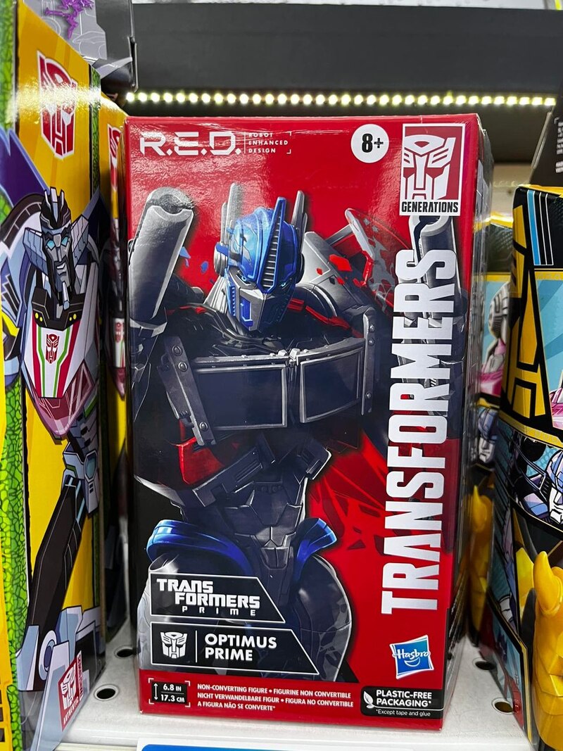 Transformers R.E.D Prime Optimus Prime, Prime Megatron, G1 Thundercracker Revealed!