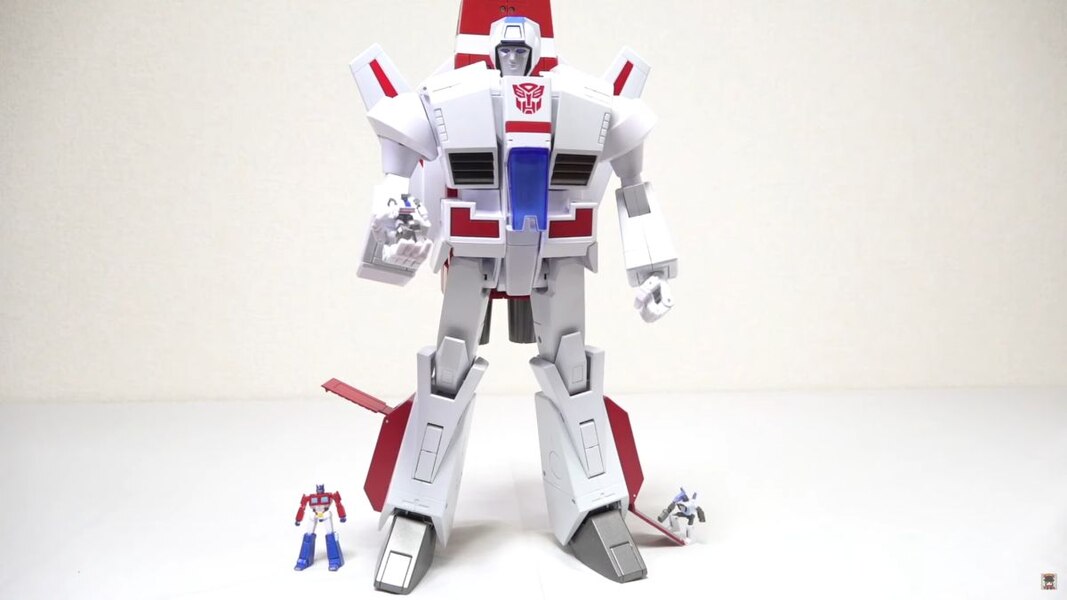 Transformers Masterpiece MP 57 Skyfire In Hand Image  (63 of 65)