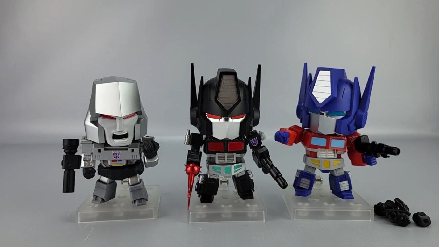 Nendoroid Transformers Nemesis Prime In-Hand Images