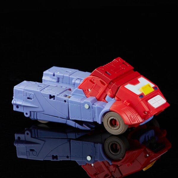 Transformers Legacy Pulsecon Orion Pax And Alpha Trion Image  (8 of 19)