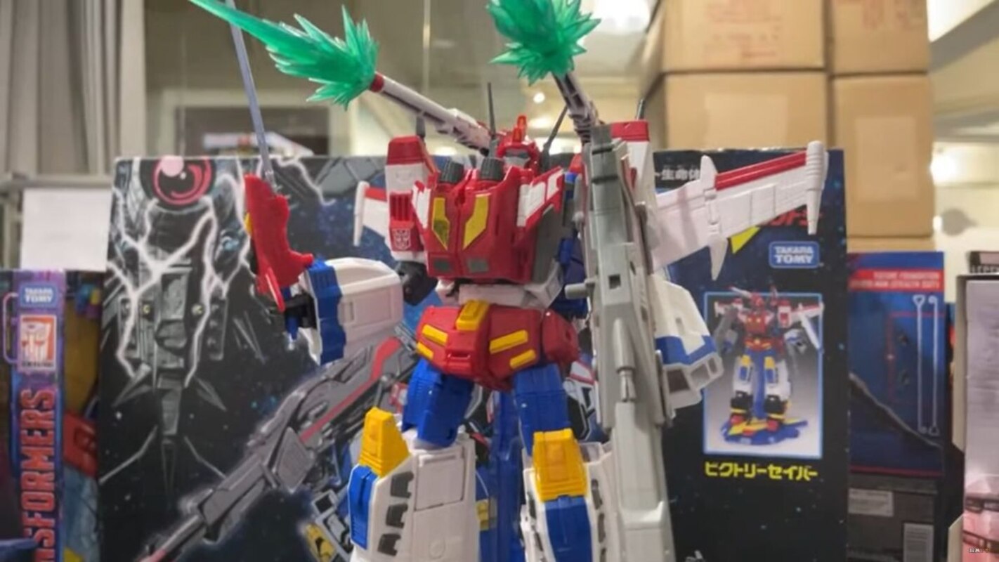Transformers%20Victory%20Saber%20In-Hand