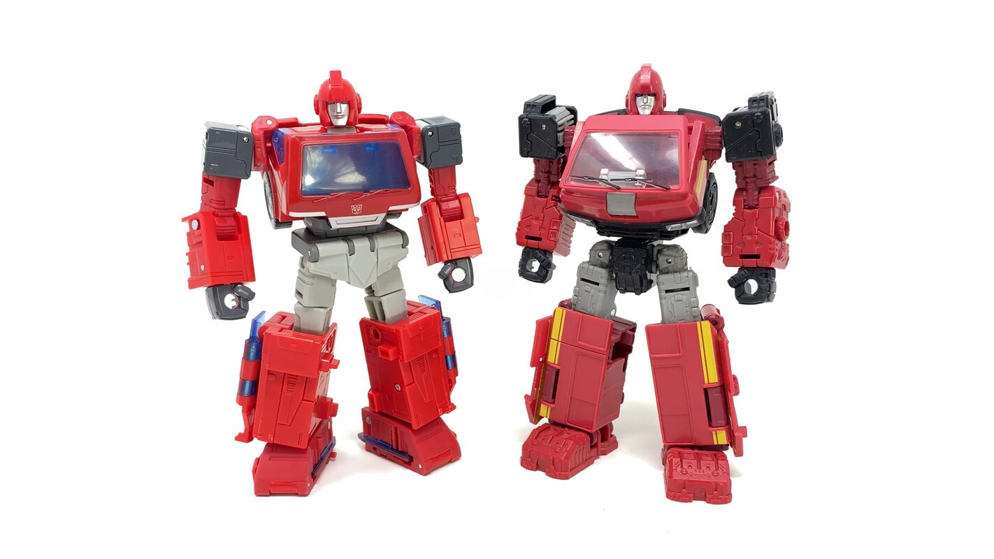 Studio Series 86 Ironhide Voyager New In-Hand Images - Compared!