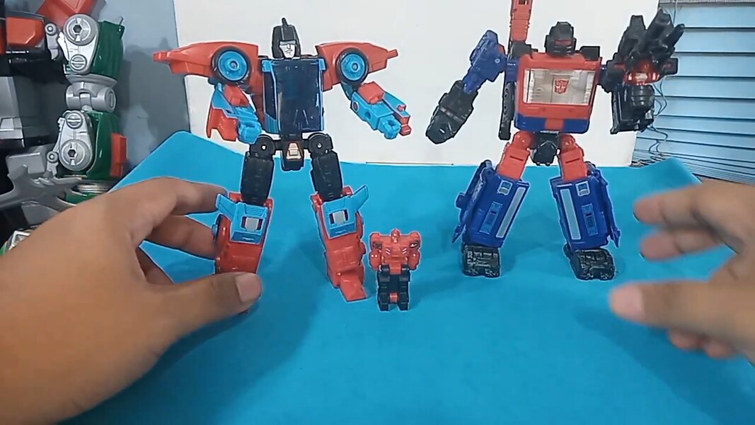 Transformers Legacy Pointblank And Targetmaster Peacemaker Image  (7 of 13)