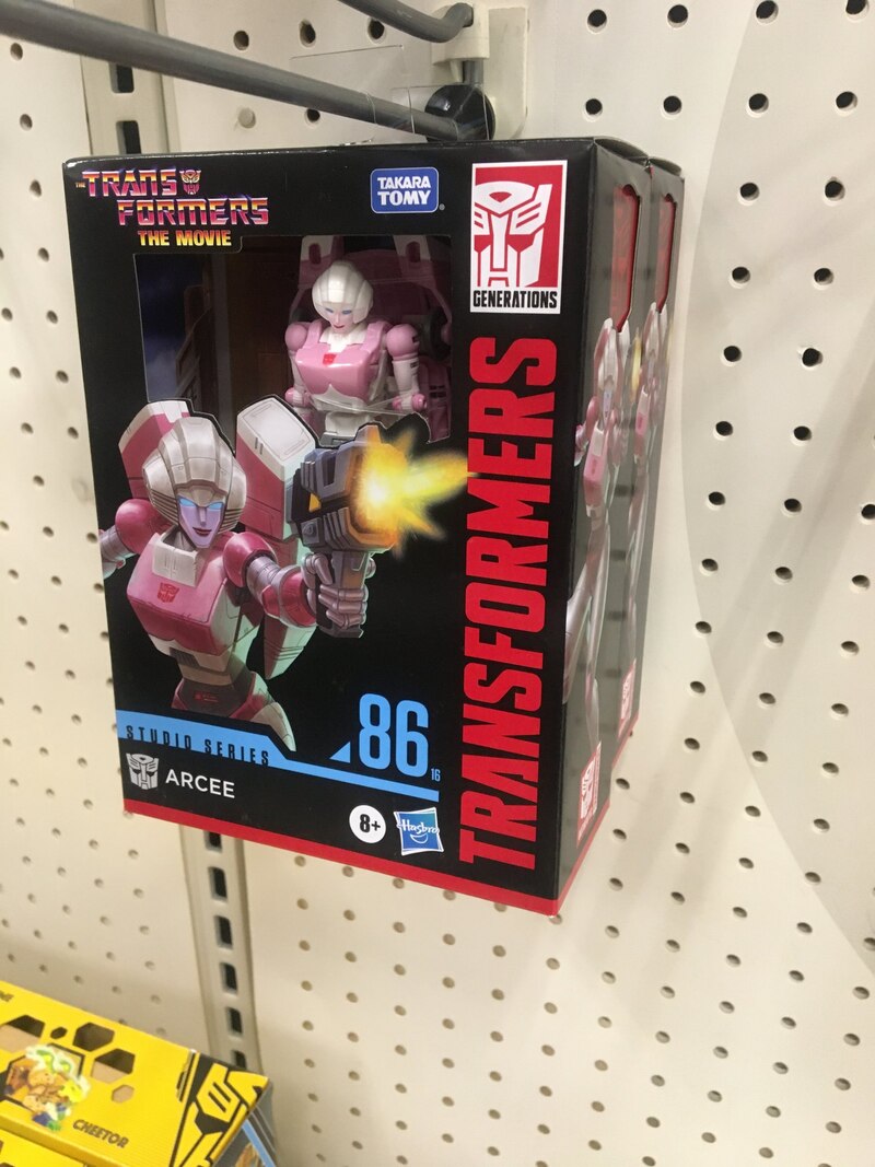 Transformers Studio Series 86 Arcee, Sideways Deluxes Wave Found In USA