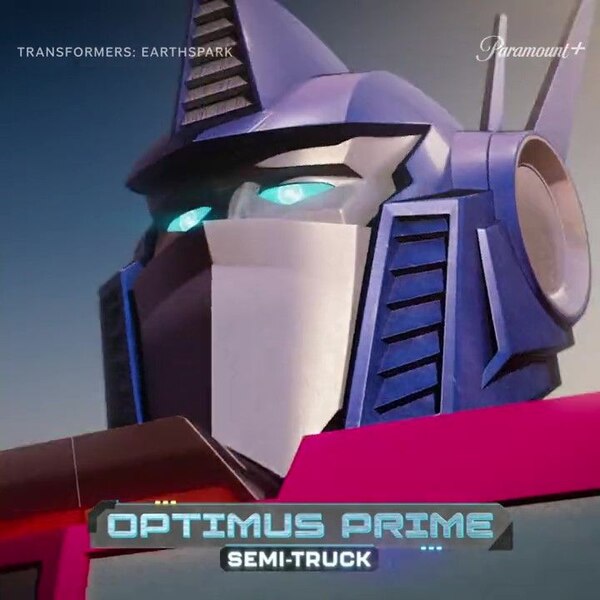 Transformers EarthSpark Optimus Prime Image  (24 of 40)