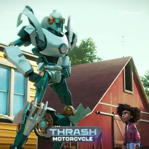 Transformers EarthSpark Thrash Image  (35 of 40)