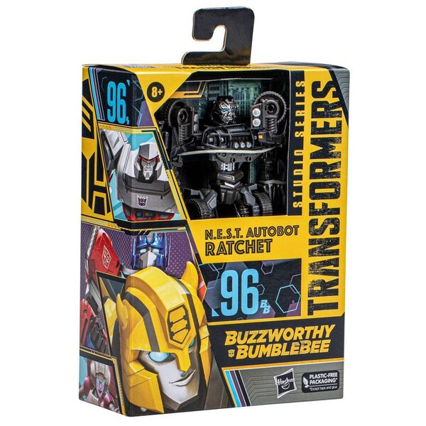 Transformers Buzzworthy Studio Series 96 Ratchet Image  (15 of 16)