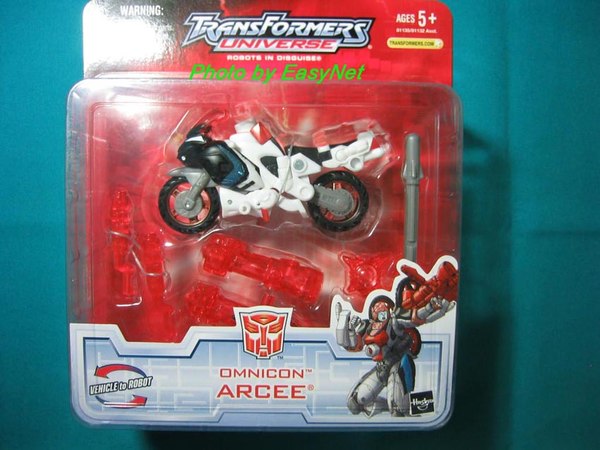 Tfu Arcee (1 of 4)