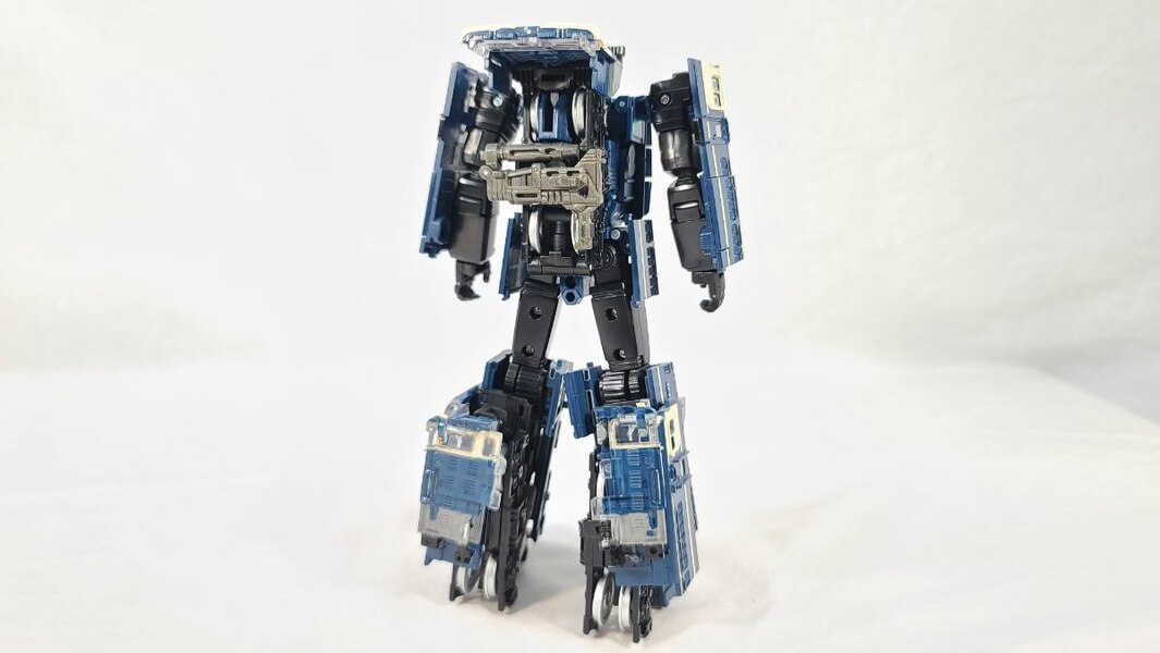 Image Of Tf Collector Masterpiece Getsuei Review  (1 of 14)